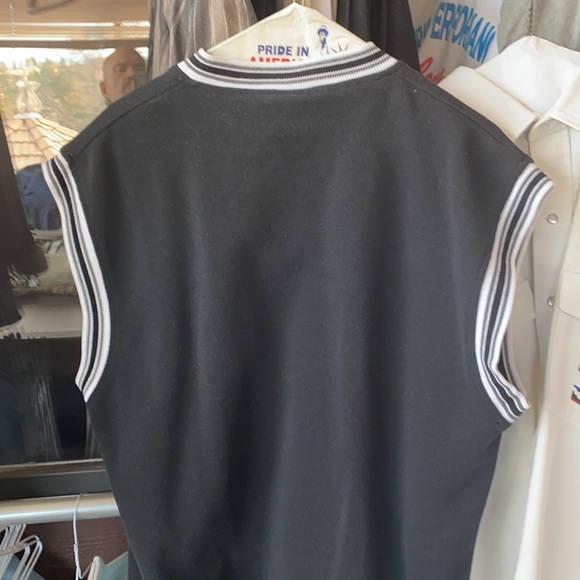 Men’s vest - Picture 3 of 3